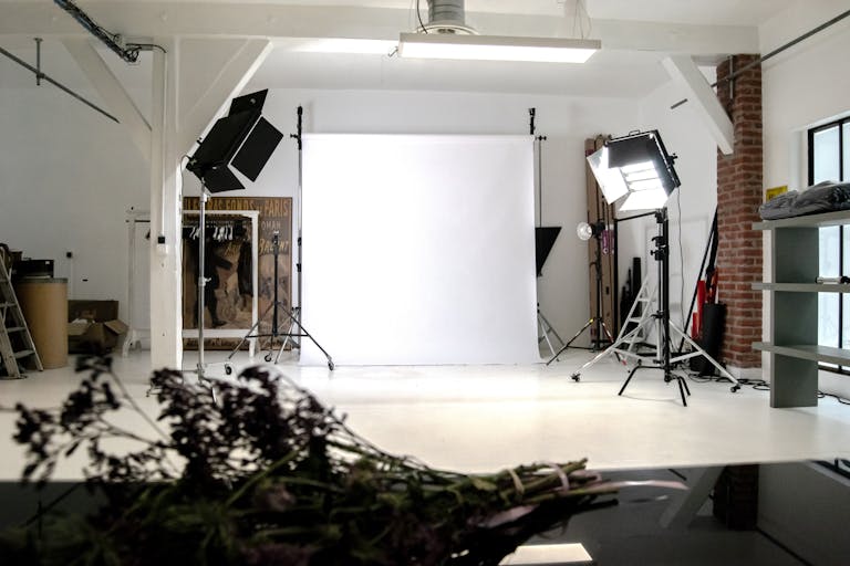 Studio Photo de 95m², Paris - Image 0