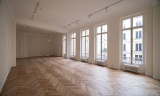 Un luxueux appartement en face du jardin des tuilerie - Image 18