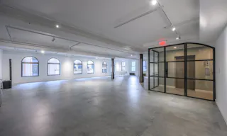 Midtown Expansive and Creative Space - Image 3