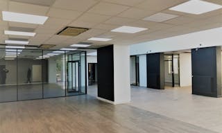 Creative Space in Boulogne - Image 1