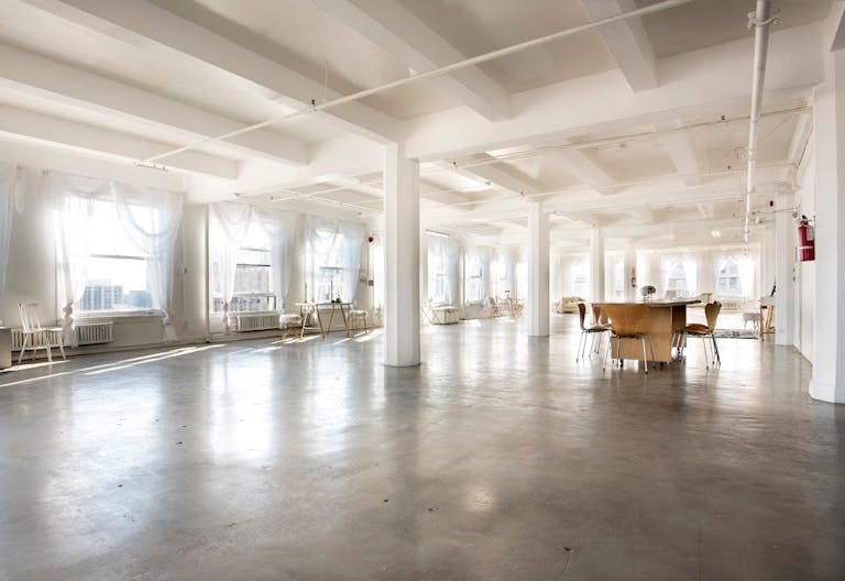 DTLA Skyline View Penthouse - Image 1