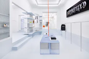 Exclusive Retail Space Next Door to SUPREME – Berlin Mitte - Image 0