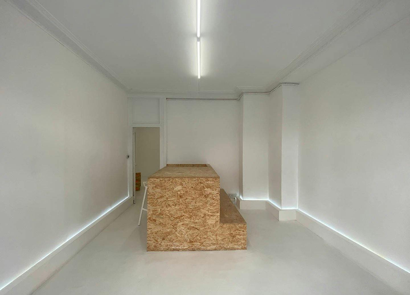Sophisticated 60 sqm Boutique in Paris 9th Arrondissement