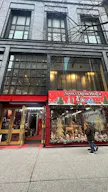 Sizeable 2nd Floor Retail or Event Space - Image 5