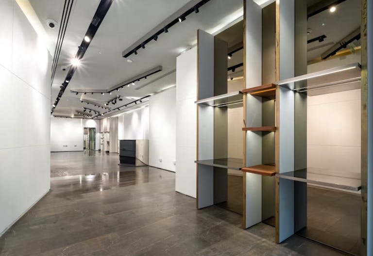 Unique Bond Street Store - Image 1