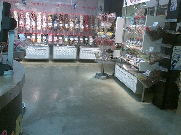 Boutique in the heart of Paris - Image 3