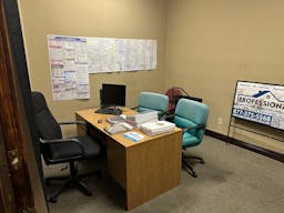 Executive Suites for rent - Image 3