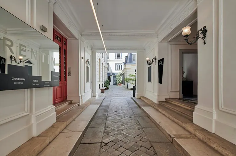 Office Space RUE SAINT FLORENTIN - Image 4