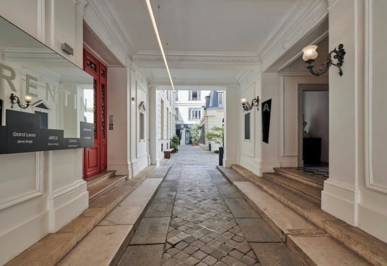 Office Space RUE SAINT FLORENTIN - Image 4