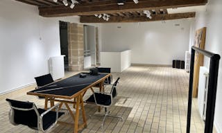 Showroom Place des Vosges au coeur du Marais sur cour class�e - Image 5