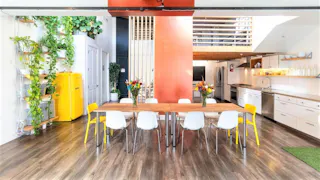 Brilliant Contemporary Loft - Image 0