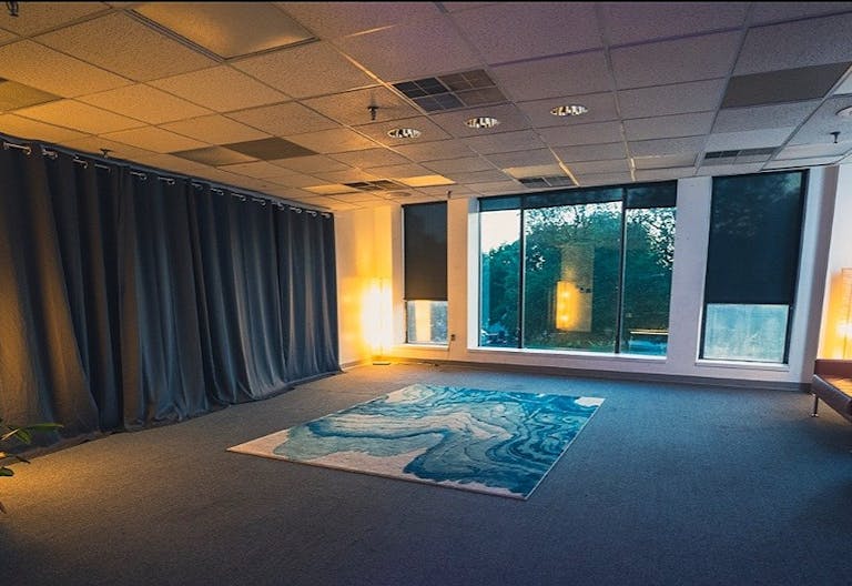 Loft w/Creative Backdrops Overlooking Boston Common - Image 1