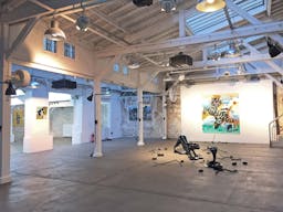 Showroom in Folie-M�ricourt - Image 24