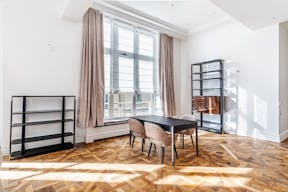 Showroom Place des Victoires Paris - Fashion week and private events - Image 6