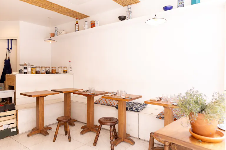 Pop up restaurant mediterranean vibes - Image 2