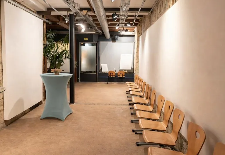 Grand Espace au cœur de Paris - Image 1