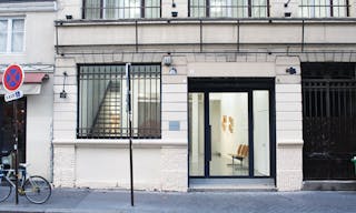 Galerie d'art lumineuse situ�e en bordure du Marais face � Merci - Image 3