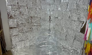 Colorful Content Creation Photo Studio - Image 3