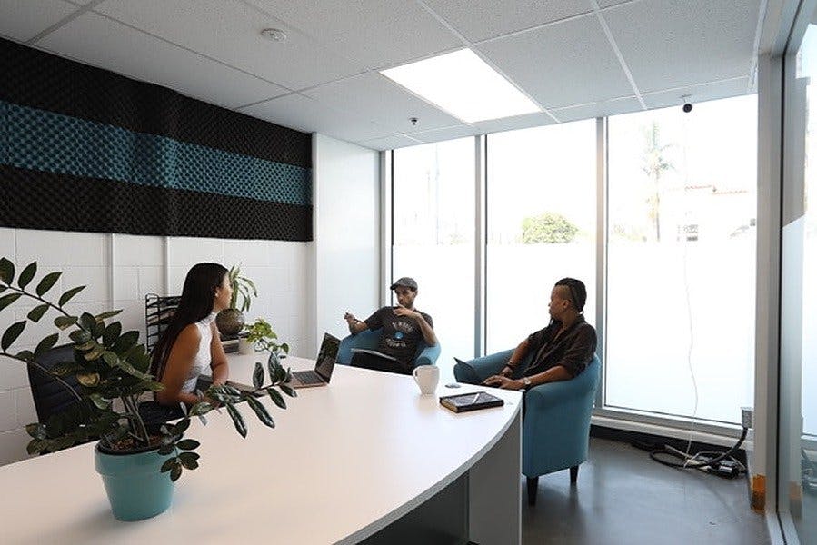 High-Profile Ground Floor Space in Los Angeles