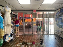 Boutique space in the heart of Little Havana - Image 7