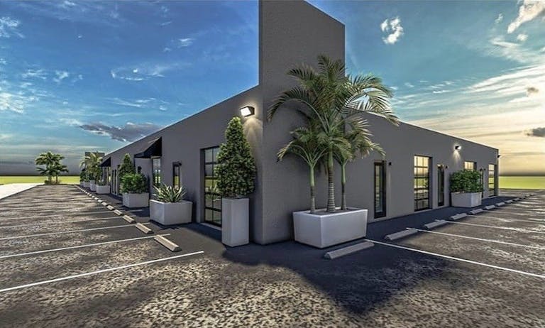 Industry Hub - 2000 sq ft warehouse in the heart of Broward County - Image 2