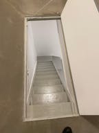 An atypical loft-style space near Montmartre - Image 9