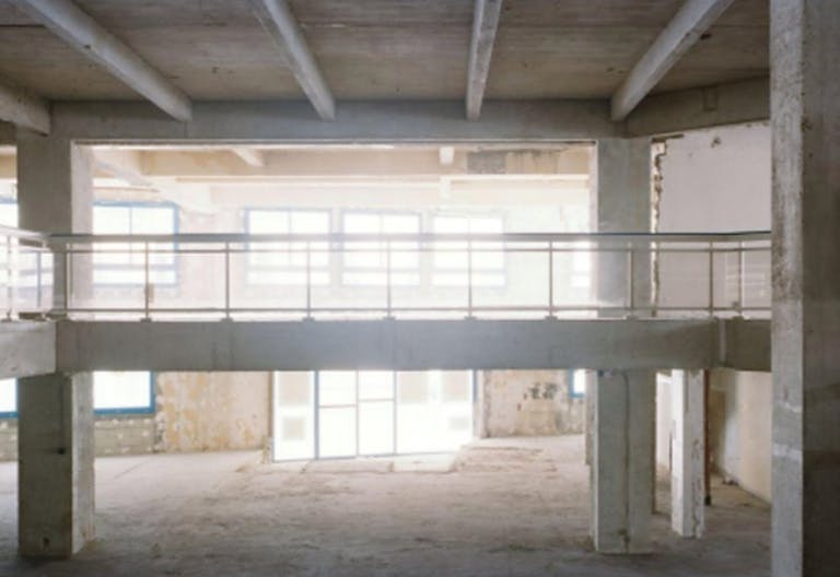 Industrial space of 4000m2 Paris 75018 for your next event, fashion week, photoshoot - Image 0