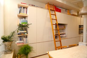 West Village Storefront + Showroom Gallery—Sunlit + Design Led - Image 4