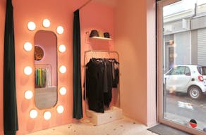 Charming Boutique in Le Marais - Image 3