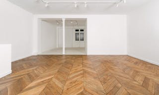 BEAUTIFUL SHOWROOM IN SAINT-HONORE DISTRICT - Image 0