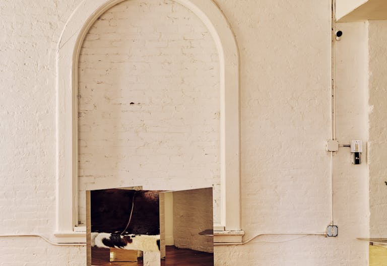 Gorgeous Authentic NYC Loft with White Brick and 15' Ceilings - Image 4