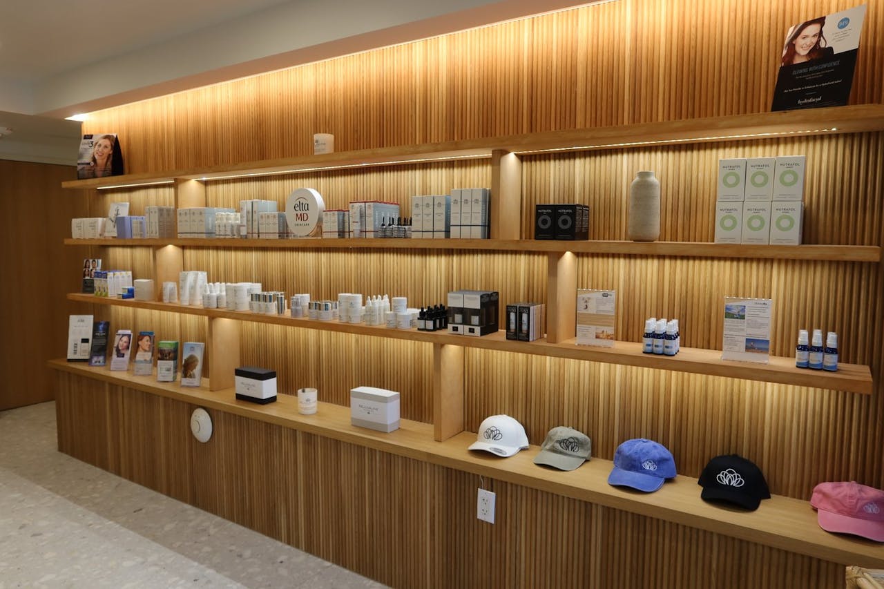 Retail Space in a medical spa Miami Beach - Image 2