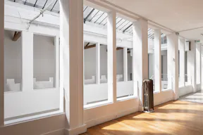 Grand Showroom Rue de Turenne - Image 9