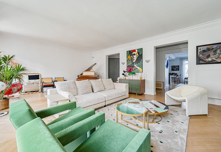 Appartement Haussmannien de 170m2 Avenue Victor Hugo - Image 0