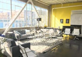 Modern SOMA building with Atrium and Rooftop Patio - Image 2