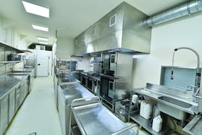 Electric Paris: Cultural and Event center. Perfect for showroom, trade shows and launching products - Image 14