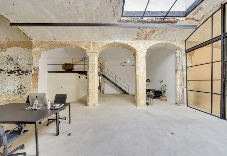 Showroom/ Pop-up space in le Haut Marais - Image 1