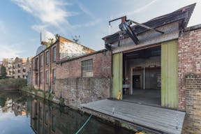 Hoxton Docks - Image 5