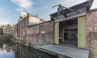 Hoxton Docks - Image 5