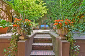 West Village Garden Oasis - Image 3