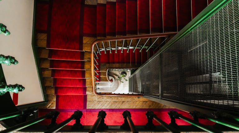 Grand appartement haussmannien au coeur du marais - Image 3