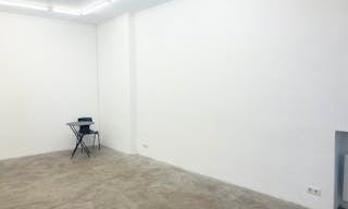 Charming Gallery in Le Marais - Image 7