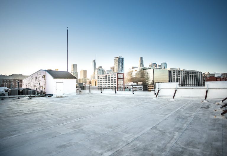 DTLA 12,000sf Rooftop with Gorgeous Skyline Views - Image 2