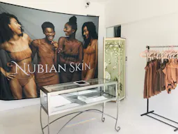 Prime Melrose Pop-Up Boutique - Image 6