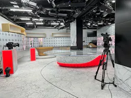 Unique Space with TV Set and Offices - Image 3