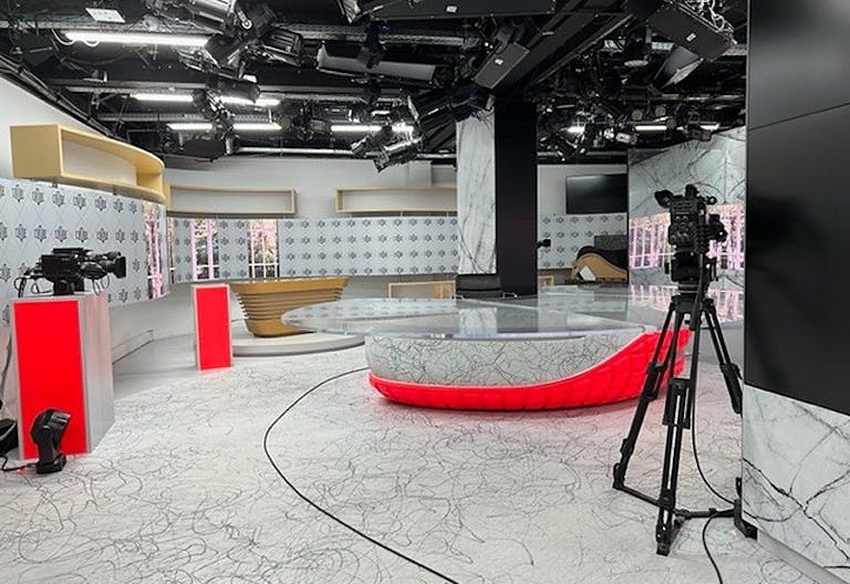 Unique Space with TV Set and Offices - Image 3