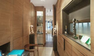 Charming Art Gallery in Saint-Germain - Image 4