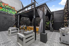 Glamorous sexy club vibe indoor outdoor flow - Image 3