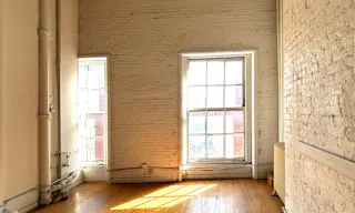Gorgeous Authentic NYC Loft with White Brick and 15' Ceilings with Vinyl DJ Console - Image 4