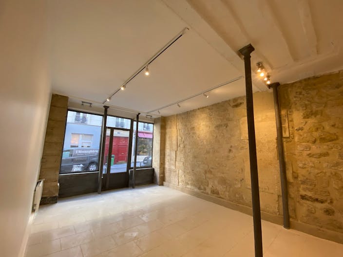 Charming space close to the Marais - Image 2